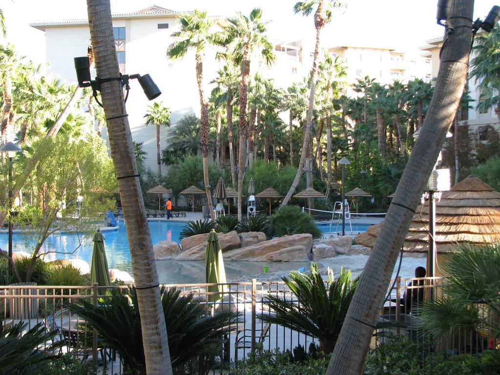 Suites At Tahiti Village Resort And Spa-No Resort Fee Las Vegas Buitenkant foto